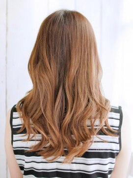 ヘアメイク ナル(hair make nalu) ツヤ系カラーのかきあげゆるミックスカール