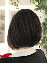 アス(Us)&nbsp;前下がりのボブ