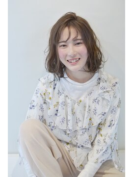 ビグディーサロン 武庫川(BIGOUDI salon) ゆるふわセミディ☆透明感アッシュ