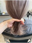 ラベンダーベージュ
