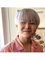 ヘア デルマール(Hair Del Mar)&nbsp;ホワイトブリーチ　マッシュヘア　ツーブロック