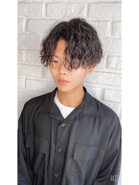 アエレ アヴェダ 大船店(aere AVEDA) 波打ちスパイラルパーマ