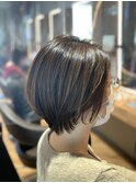 ショートボブ