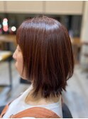 顔周りレイヤーカットくびれヘアミルクティーベージュカラー