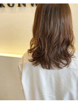 グランウェイ(GRUNWAY) パーマスタイル