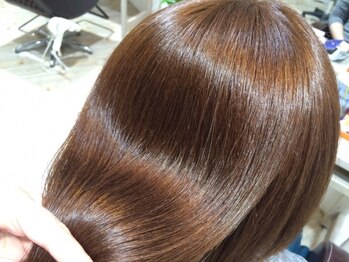 ソメル 石神井店(SOMERU)の写真/白髪もただ染めるだけじゃない！あなたへの似合わせを提案♪[カラー＋トリートメント￥5600～］