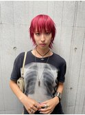 ショートウルフカットディープレッドブラウンカラー