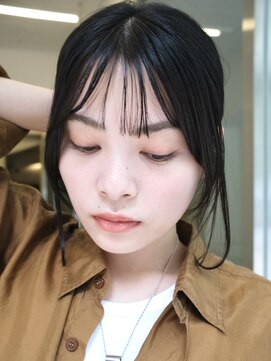 ビュートリアム265(BEAUTRIUM 265) ◆レイヤーカットロング/韓国ヘア/顔周りレイヤーアッシュグレー