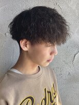 ニアウ 高崎店(Niau)&nbsp;メンズ縦落ちツイストスパイラルパーマ群馬高崎眉毛マッシュ