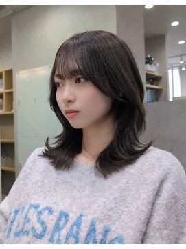 ソヨン 豊田市駅店(SOYON) 75.ミディアムヘア/レイヤーカット/グレージュ/韓国ヘア/顔周り