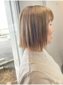 外ハネ/ボブ/ベージュカラー