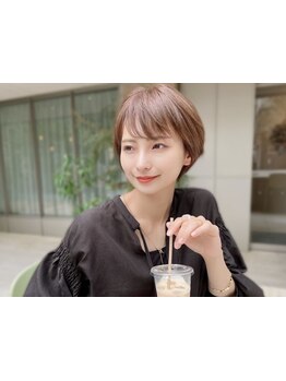 《いつまでも若々しく》落ち着きあるブラウンカラーや、白髪ぼかしハイライトが人気[湘南台/ダブルカラー]