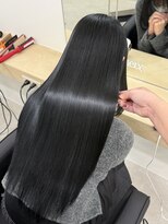 ティエリー 新宿(Tiely)&nbsp;ブルーブラック/髪質改善/美髪矯正/髪質改善トリートメント