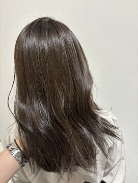 ブリーチなしダブルカラーオリーブグレージュお顔周りレイヤー