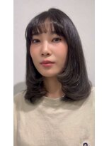 ルネシミズ(Rune shimizu)&nbsp;重めバング×透明感オリーブcolor