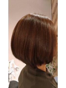 プラウズ(Plows) ツヤツヤボブ