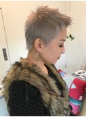 【NAiVE hair】パールホワイトxべリーショート