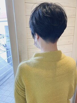 オーシャン(Ocean) 刈り上げ女子/前下がりボブ/シースルー前髪/ネオウルフ