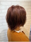 ピンクベージュ