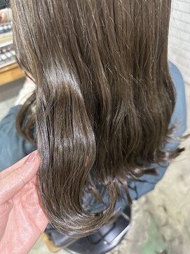 アトリエ ジジ(atelier ZiZi) オリーブベージュ