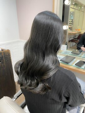 ネオリーブ チロル 横浜西口店(Neolive CiroL.) 就活生におすすめ！暗染　ダークトーンカラー