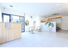 ノル(noll)の雰囲気（日当たりの良い落ち着いた空間になってます）