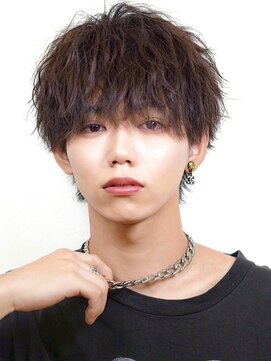 ナチュラル 渋谷(NATURAL) フェザーパーマ/スパイキーショート/サーフカール[メンズ/渋谷]