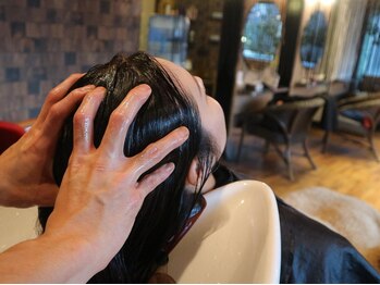 ティーサード(T-Third)の写真/基本メニューにヘッドスパ付き!植物美容エキス使用の頭皮洗浄で頭皮環境を整え、ハリ・コシのある髪に★