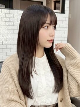 レイヤーカット＋暗めグレージュ