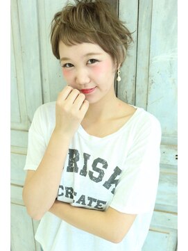 グランジュ 難波店(granze) 斜めバング ゆるふわマッシュショート ミルクティーアッシュ