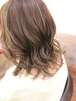 ナイン(nine)&nbsp;外国人風ハイライト