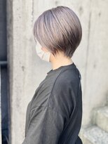エイチヘアー(eichi hair)&nbsp;パープルシルバーのショートボブ