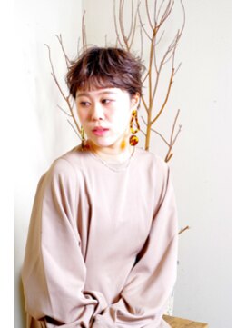 スピガ(SPIGA) オン眉個性派ショート