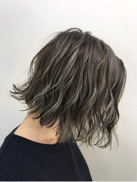 プライズ 錦糸町北口店(prize) イルミナカラーグレージュ切りっぱなしボブ20代30代40代
