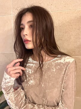 ビュートリアム265(BEAUTRIUM 265) 韓国風顔まわりレイヤー 長め前髪 ロングヘア レイヤーロング