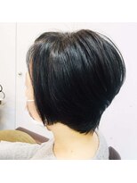 タイズ(ties) マニキュアで艶ありショート♪