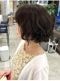 大人ショートボブ/パーマ/白髪ぼかしハイライト/30代40代50代