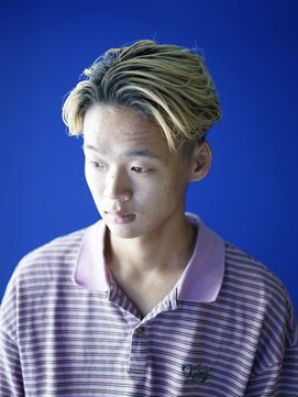 ボブ 金沢(BOB) 10代20代センターパートアップバングメンズカットメンズサロン