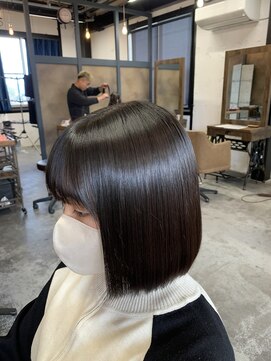 ベレッタ 枚方店(veretta.) 業界最高峰 感動ストレート 担当斉藤/切りっぱなしボブ/ミニボブ