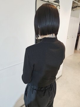 ウック(wooc) 丸みミニボブ