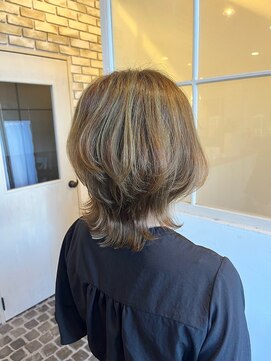 フィガロ ミリー 北生駒店(Figaro Mily) オリーブベージュカラーくびれヘア