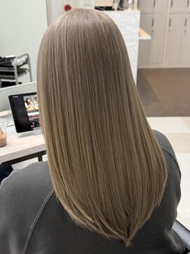 ビーシャンス(B.Chance) ミルクティーグレージュ