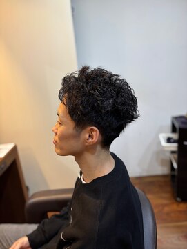 アリレイナ美容室 鎌倉店(ARIREINA) センターパートウルフカットツイストスパイラルパーマブリーチ