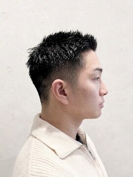 ワンワンオー バーバーショップ 長浜店(@110 BARBER SHOP) ショートスタイル　スパイキーショートメンズフェード