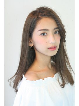 キー(key) アッシュブラウン×ナチュラルヘア