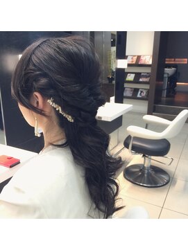 ケンジ 南林間(KENJE) 上品ヘアアレンジ