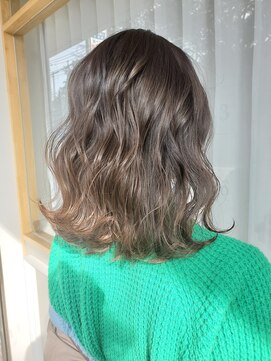 メルク(merc.) くすみカラーナチュラルグラデーション☆オリーブカラー20代30代