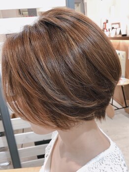 ライズ ヘア ブランド 豊中店(RISE HAIR BRAND)の写真/エイジング毛に効果的なカラー技術でダメージを抑制し、髪に"潤い"と"厚み"を与える艶のあるカラーに♪