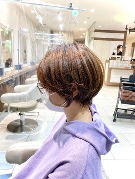 アッシュ 大泉学園店(Ash) スッキリ襟足の横顔美人ショート【Ash大泉学園 横山】