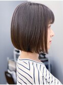 20代30代40代小顔切りっぱなし大人ボブ前下がりショート艶感